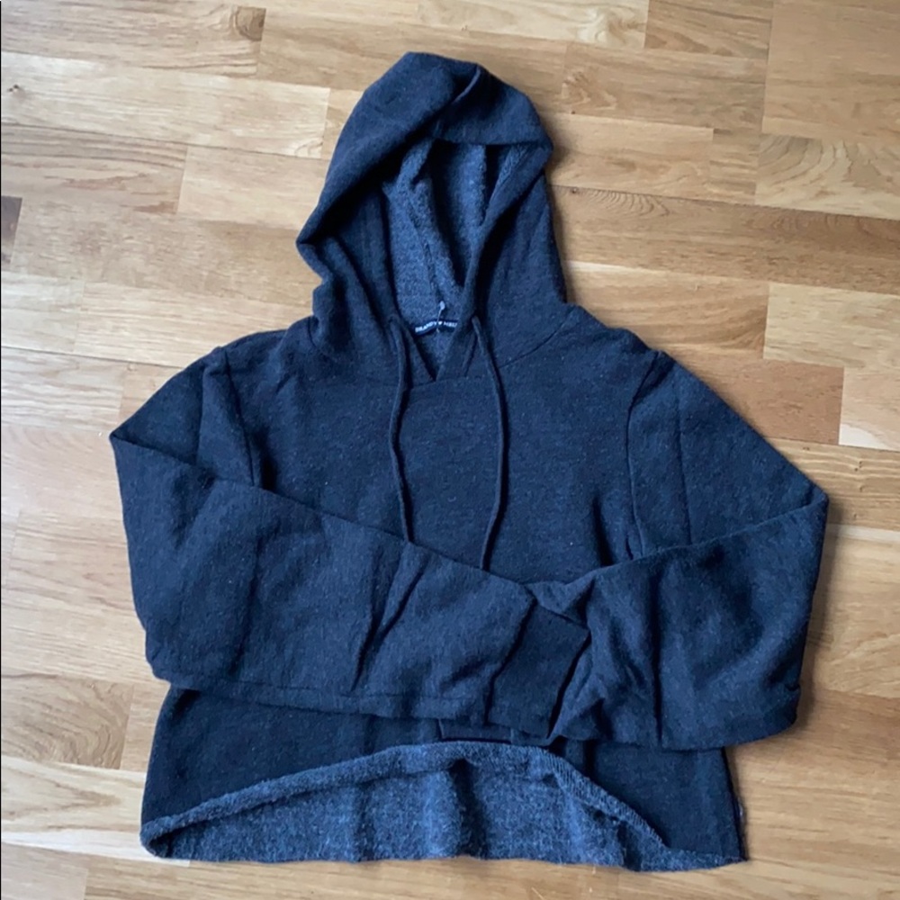 Brandy Melville gray cropped hoodie